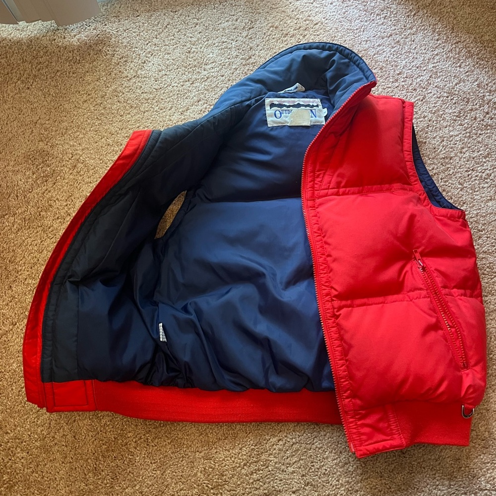 Red OUTDOORSMAN OF LAKE TAHOE Vest Size Small